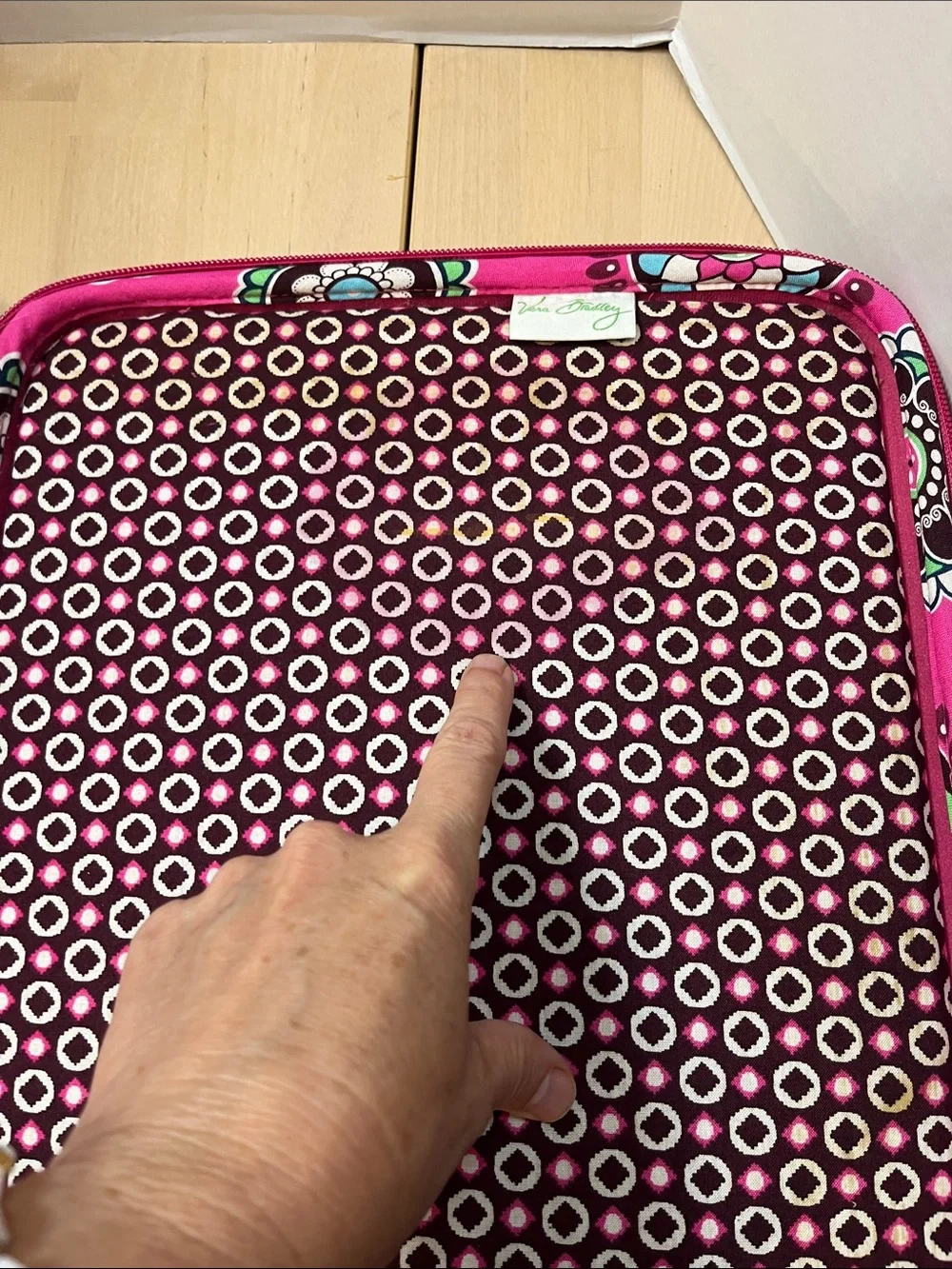Vera Bradley Pink Cupcake Hard Shell Laptop Travel Bag Quilted Cotton w/ Strap
